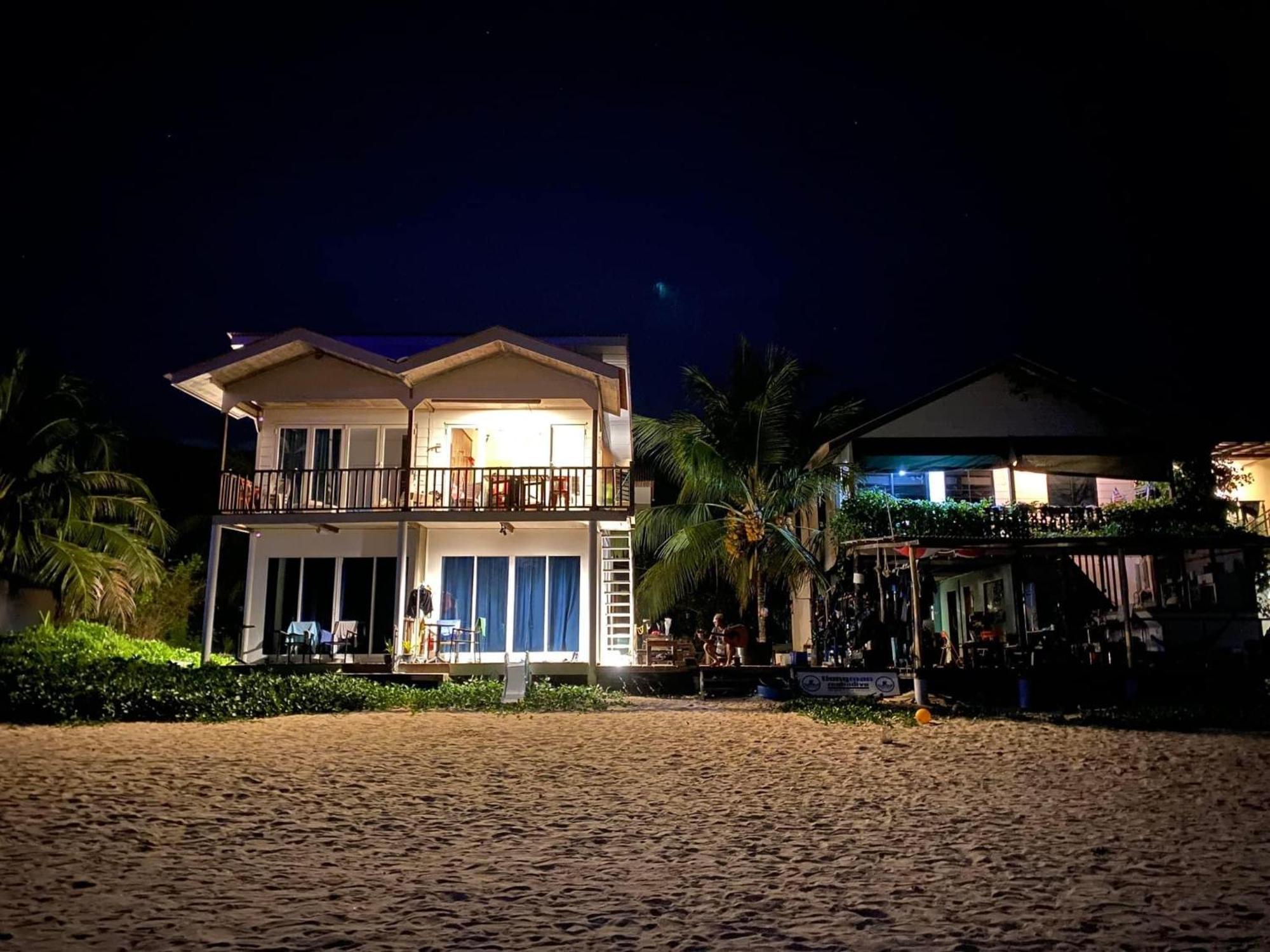 Tiongman Scubadive & Lodge Kampong Juara Exterior foto